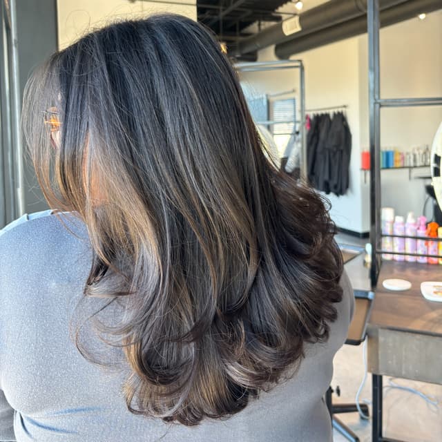 Bombshell Blowout membership at Love is N the Hair in Sugar Land, TX